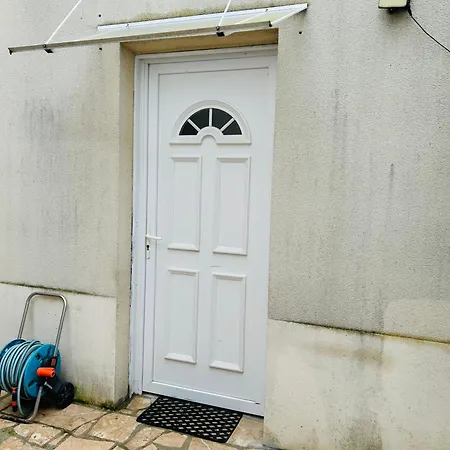 Cozy Apartment Bussy-Saint-Georges Exterior photo